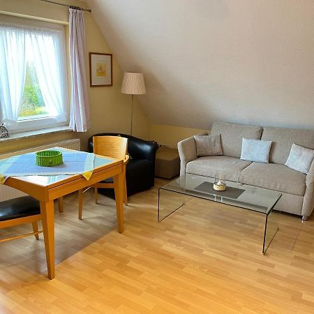 Haus Delphin - Ferienwohnung 1 Нордерней Екстериор снимка