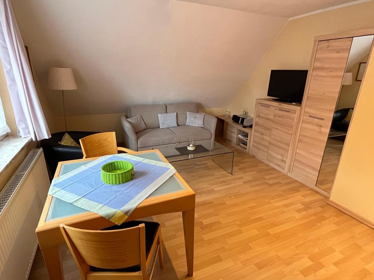 Haus Delphin - Ferienwohnung 1 Нордерней Екстериор снимка